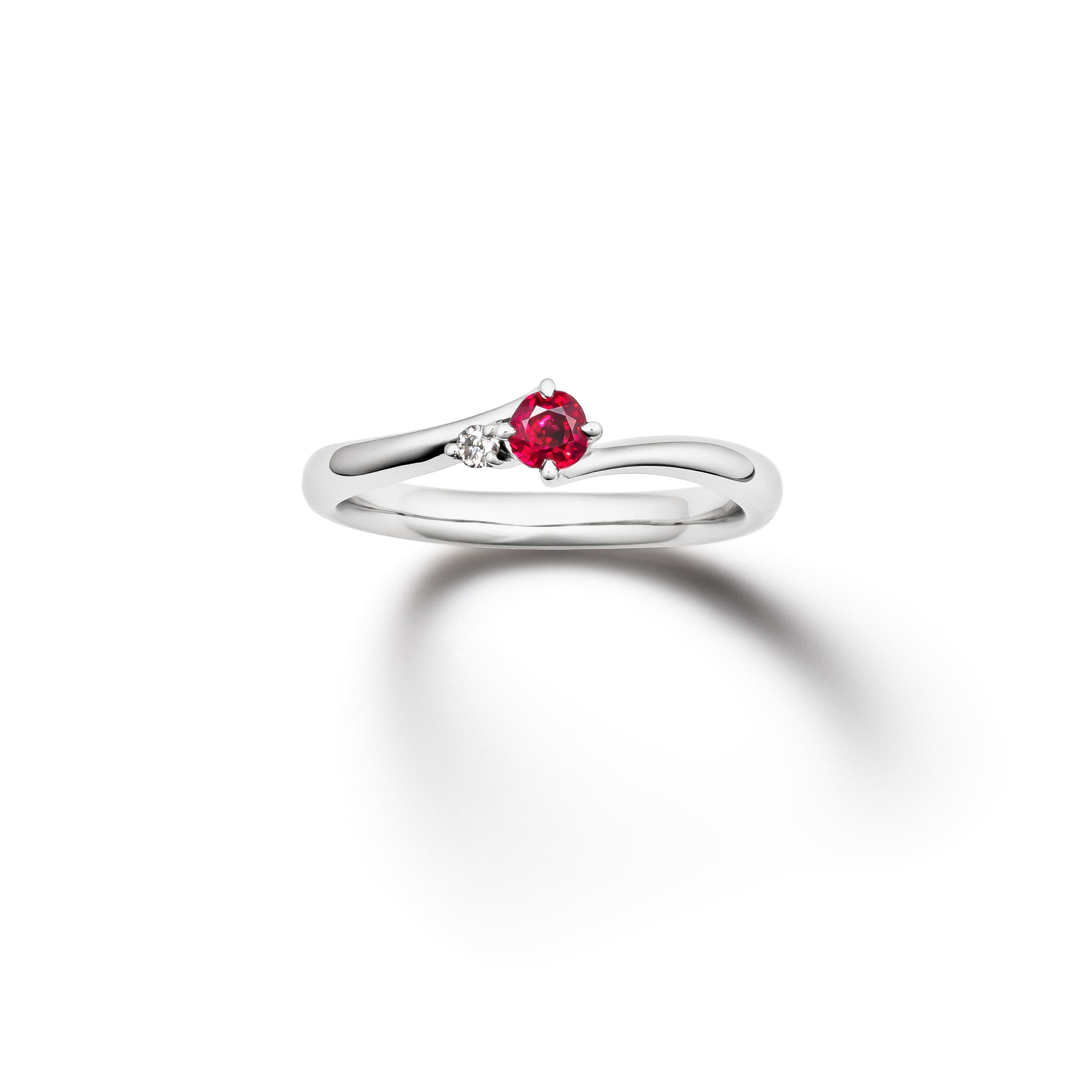 モリスルビーの婚約指輪TOWANI